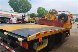 文成附近拖车电话号码服务