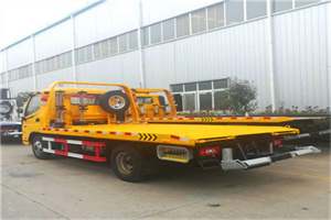 文成附近拖车救援搭电